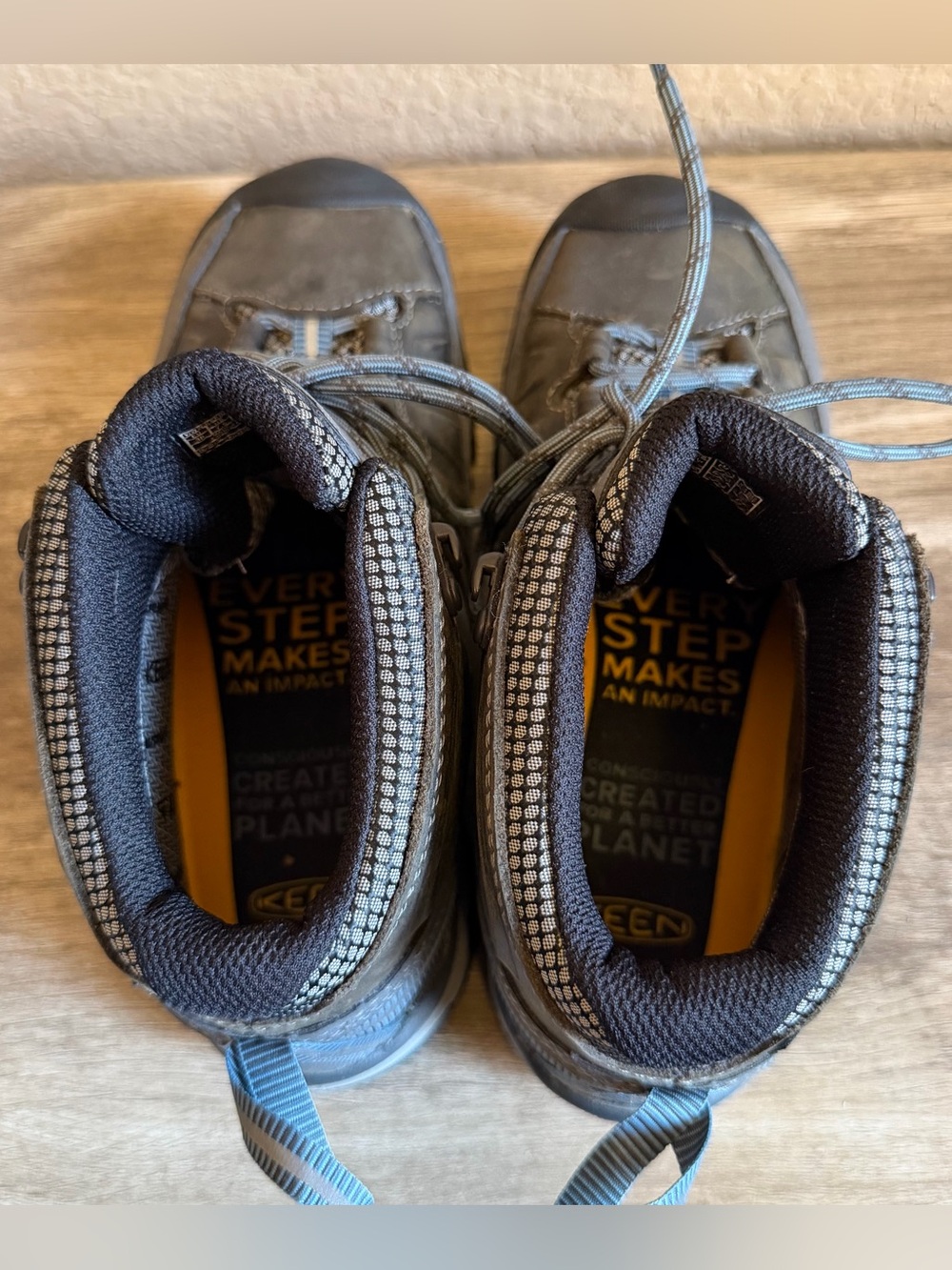 Keen Waterproof Hiking Boots Womens Size 7.5 - Picture 7 of 11